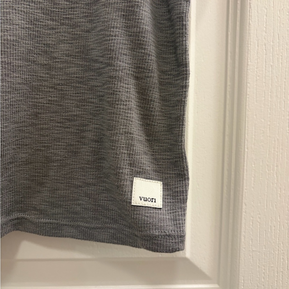 Vuori Women's Dark Gray Scoop Neck Tank Top - Picture 2 of 3
